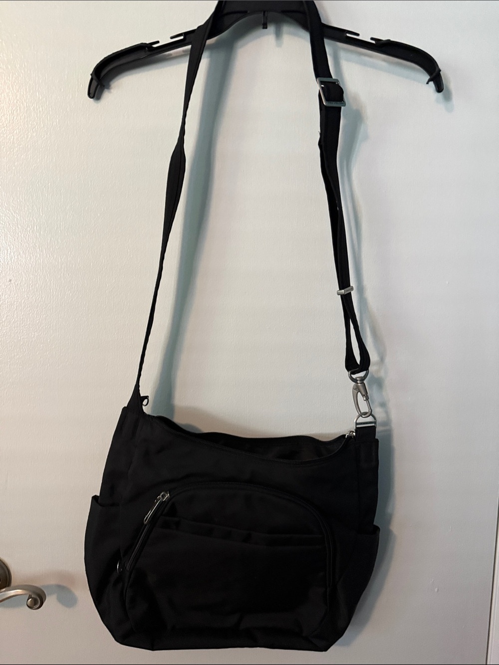 Travelon Black Bag - RFID Protection, Locking Zippers & Adjustable Strap